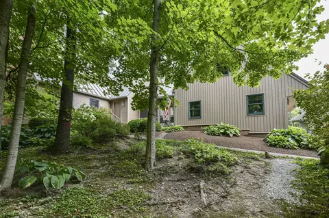 2325 S 900 E, Zionsville, IN 46077