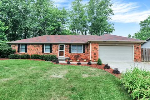 337 N East St, Westfield, IN 46074