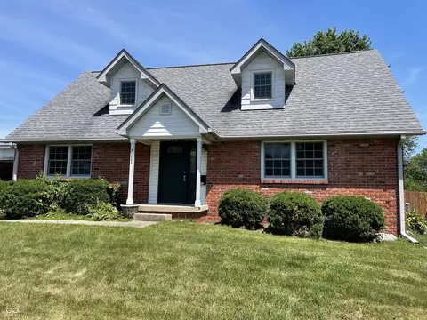 3231 Fairlawn Dr, Columbus, IN 47203