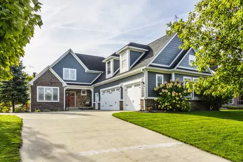 2781 Old Vines Dr, Westfield, IN 46074