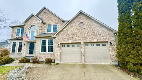 7625 Chestnut Hills Dr, Indianapolis, IN 46278