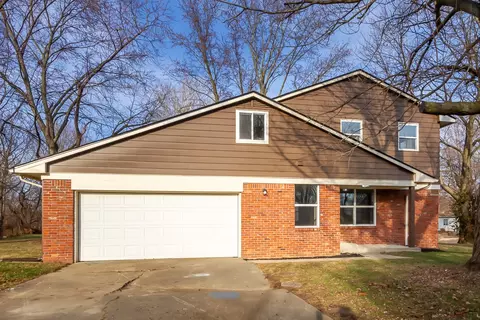 5302 Norcroft Dr, Indianapolis, IN 46221
