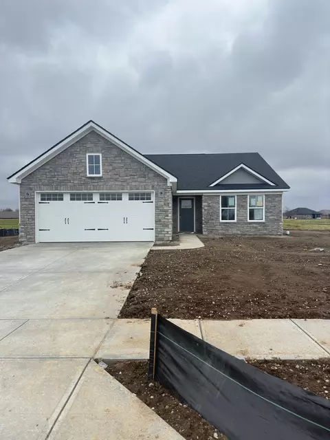 1090 Senate Dr, Edinburgh, IN 46124