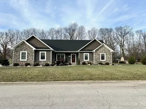 567 S Golf Blvd, Crawfordsville, IN 47933