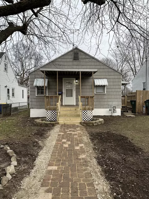 2412 S Ebright St, Muncie, IN 47302