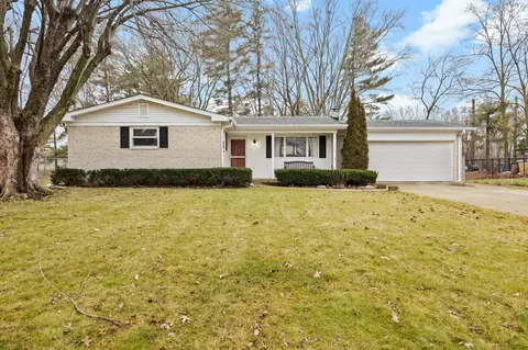 12317 Old Orchard Dr, Indianapolis, IN 46236