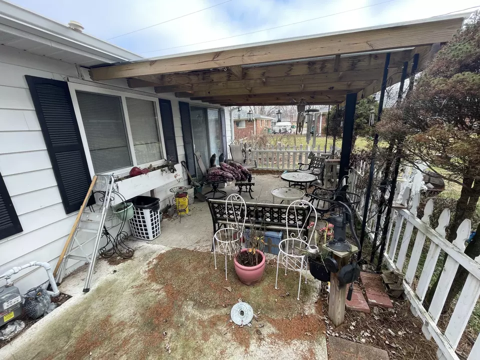 1323 W Camp St, Lebanon, IN 46052 14 Photos Movoto