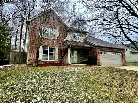 369 Stoneybrook Grove Dr, Greenwood, IN 46142