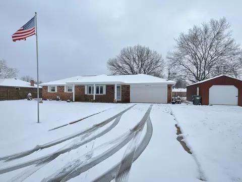 137 Kim Dr, Anderson, IN 46012