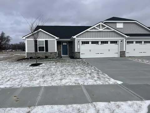 176 Jones Ct, Whiteland, IN 46184