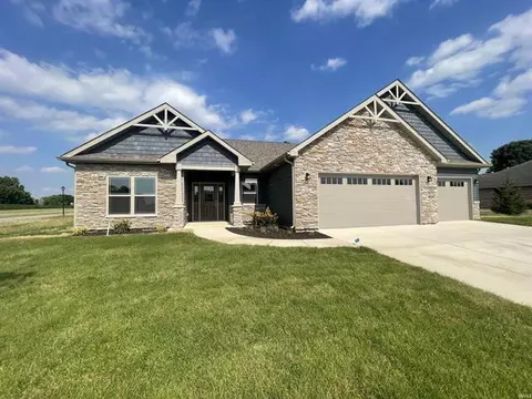 815 Lakeside Dr, Kokomo, IN 46901