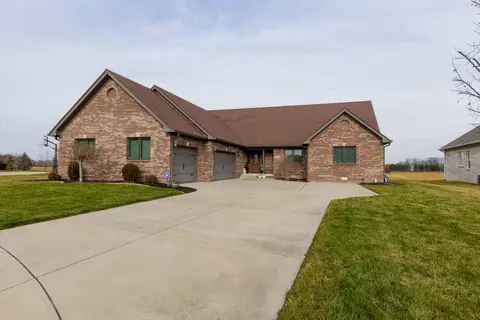 3786 Woodruff Pl, Bargersville, IN 46106