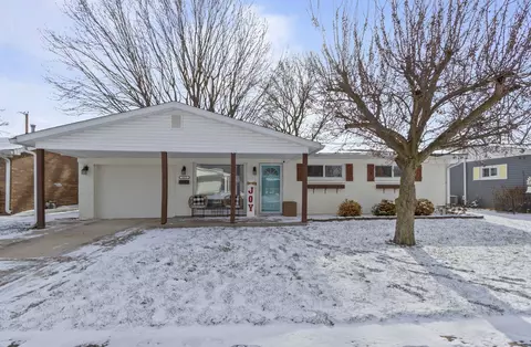 2075 Britton Dr, Beech Grove, IN 46107
