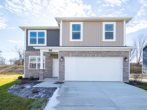 2899 W Patchwork Dr, Monrovia, IN 46157
