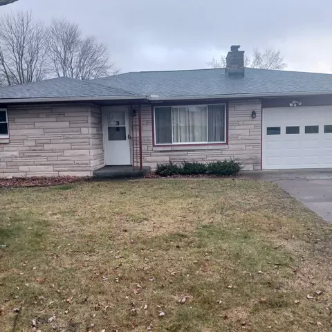 711 Hillside Dr, Anderson, IN 46011