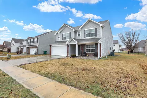 8192 Tasman Dr, Avon, IN 46123