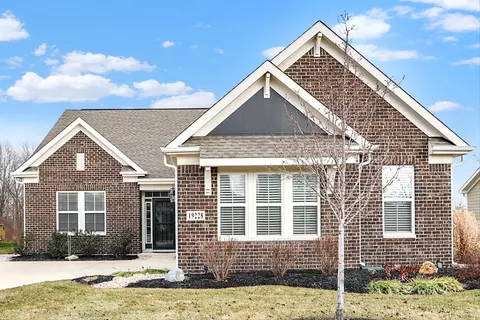 19228 Chestnut Grove Ln, Noblesville, IN 46062