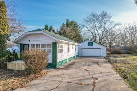 2909 Dayson Dr, Anderson, IN 46013