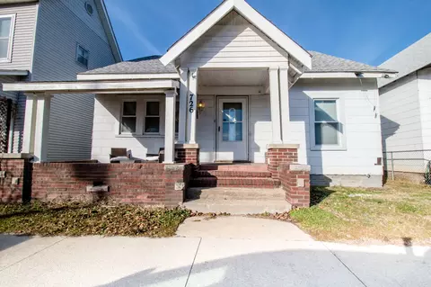 726 S 8th St, Columbus, IN 47201