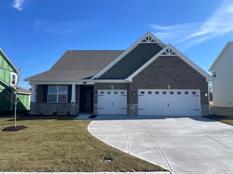 1413 Chime Ln, Greenwood, IN 46143