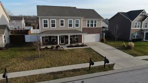 2483 Solidago Dr, Plainfield, IN 46168 photo 2