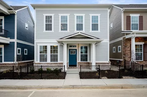 932 Templeton Dr, Carmel, IN 46032