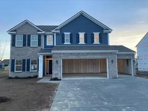 1053 Supernova Dr, Franklin, IN 46131