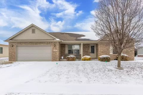 1894 Buckthorn Dr, Columbus, IN 47201