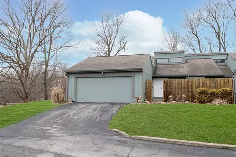 228 Sugarwood Ln #6, Avon, IN 46123