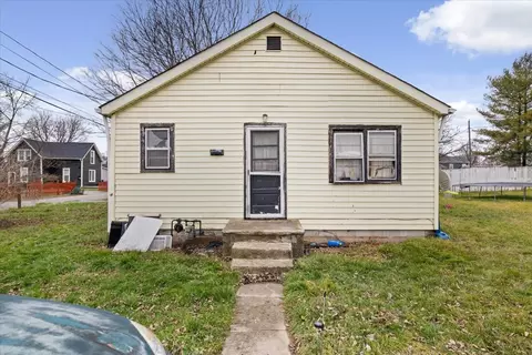 1498 Mulberry St, Noblesville, IN 46060