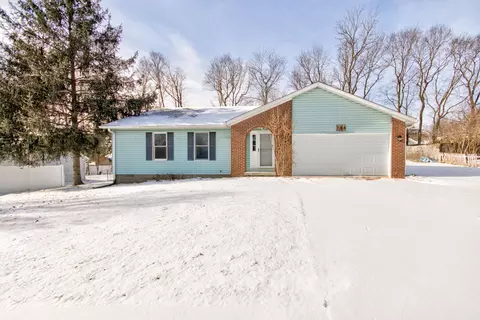 754 E Meadowlands Dr, Ellettsville, IN 47429