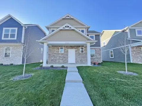 2584 Lamar Dr, Whitestown, IN 46075