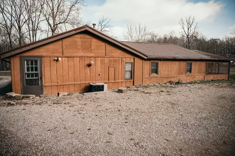 6911 S Ketcham Rd, Bloomington, IN 47403 photo 3