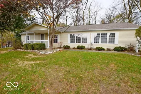 218 Northwest Dr, Pendleton, IN 46064