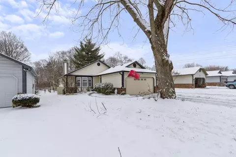 9215 N Park Ave, Indianapolis, IN 46240