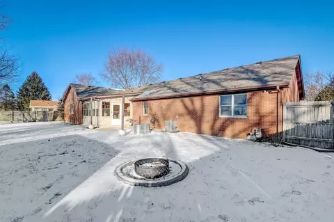 8791 Surrey Dr, Pendleton, IN 46064 photo 44