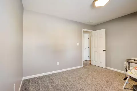 8791 Surrey Dr, Pendleton, IN 46064 photo 33