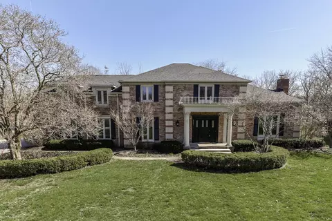 3641 Woodland Streams Dr, Greenwood, IN 46143