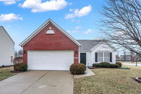 5870 Mill Oak Dr, Noblesville, IN 46062