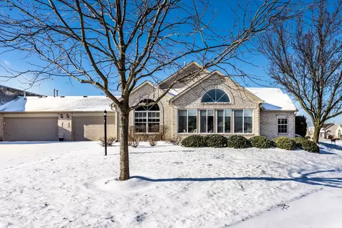11573 Winding Wood Dr, Indianapolis, IN 46235