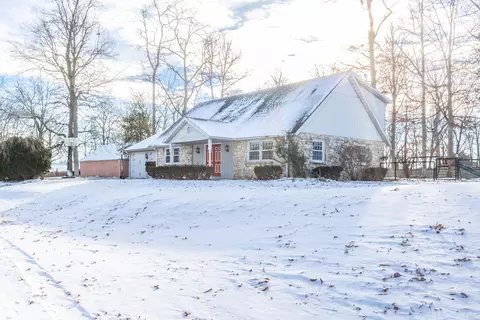 307 Timber Ln, Anderson, IN 46017