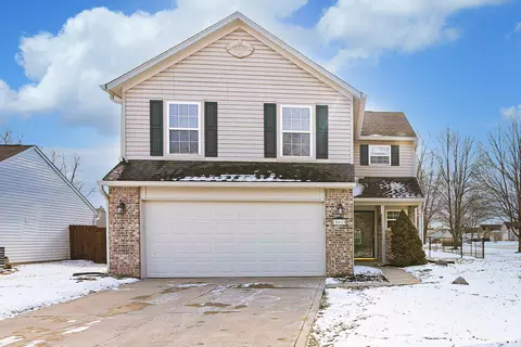 10619 Ashview Dr, Fishers, IN 46038