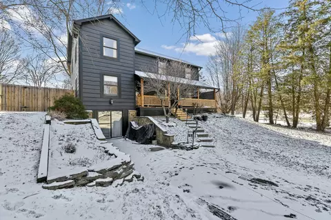 485 N Valley Ln, Greenwood, IN 46142