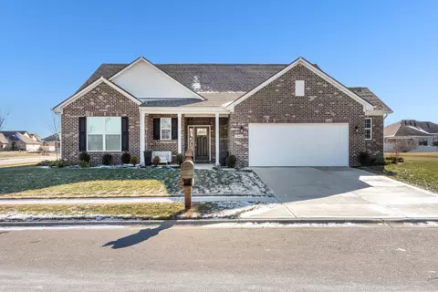 2669 Daisy Ct, Columbus, IN 47201