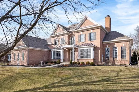 2972 Towne Dr, Carmel, IN 46032
