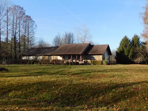 10844 S Park Ridge Dr, Rosedale, IN 47874