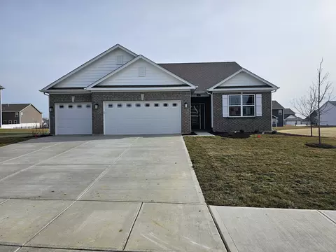 2377 Pine Valley Dr, Plainfield, IN 46168