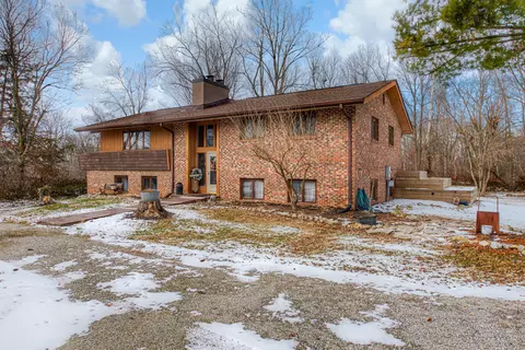 1004 Stafford Rd, Plainfield, IN 46168