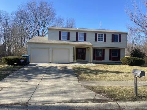 9502 Thornwood Dr, Indianapolis, IN 46250