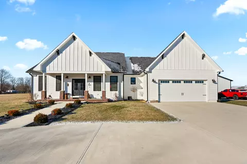 10272 S County Road 280 W, Westport, IN 47283